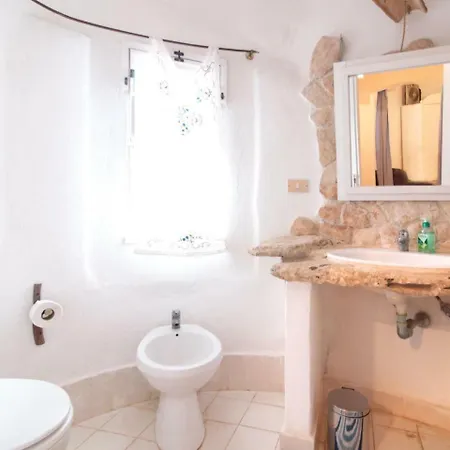 Locazione Turistica Trullo Iolanda *